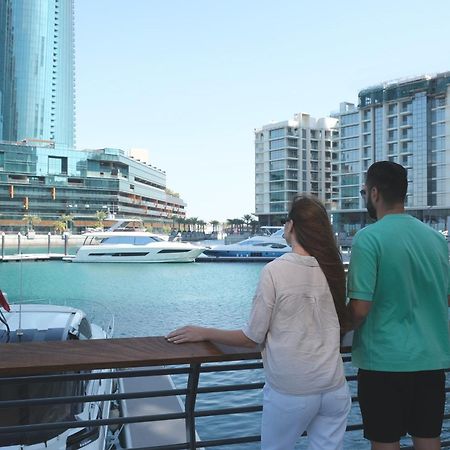 Hotel Charthouse Bahrain Manama Exterior foto Marina Walk