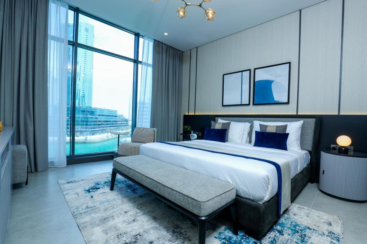 Hotel Charthouse Bahrain Manama Exterior foto A bedroom at the Address Downtown Hotel