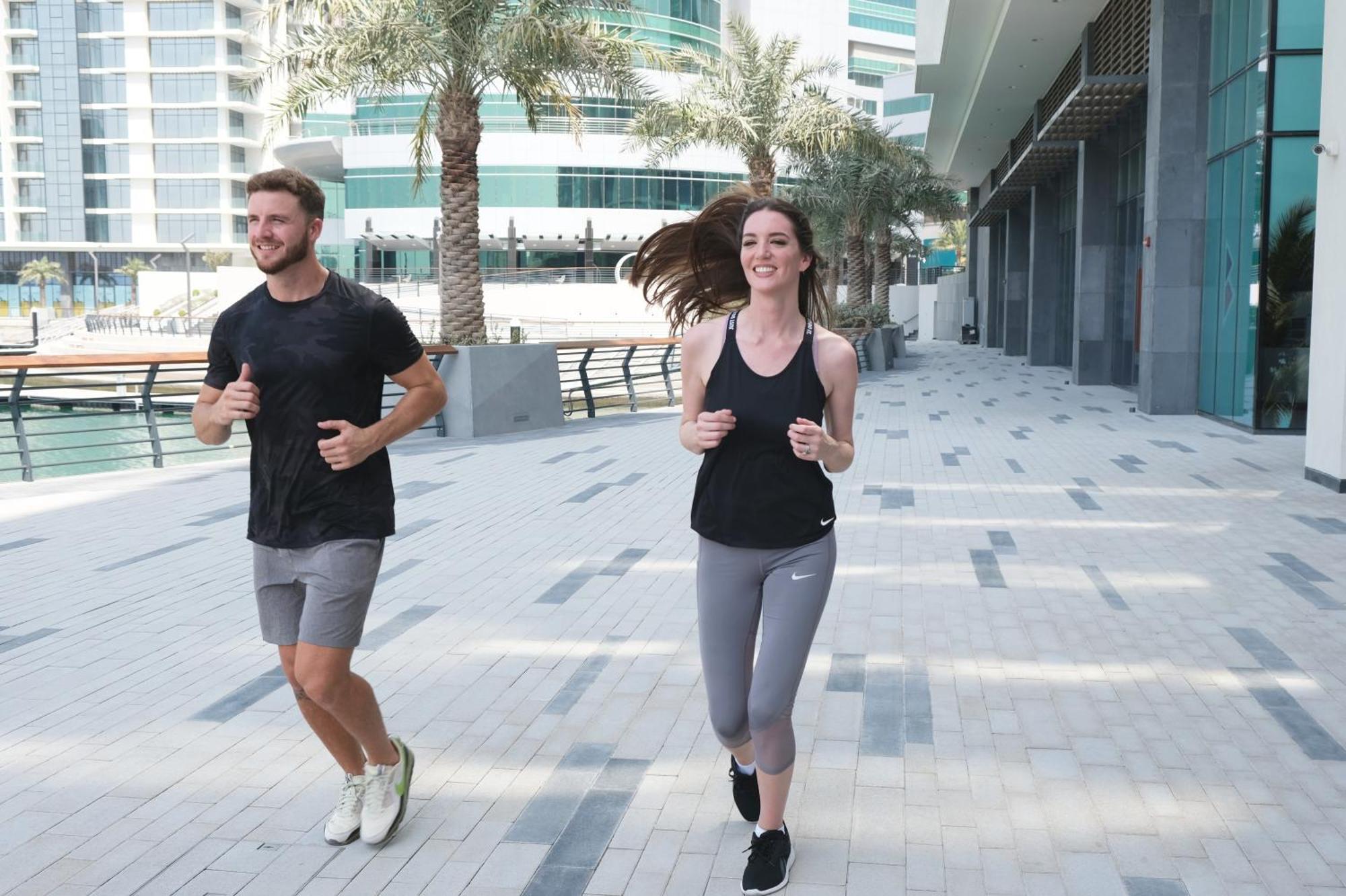 Hotel Charthouse Bahrain Manama Exterior foto Runners in Dubai